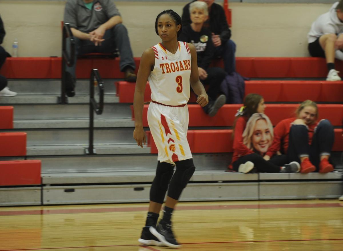 Charleston Girls Basketball Sees Its Ups And Downs In Buzzer Beating Loss To Mount Zion High School Jg Tc Com