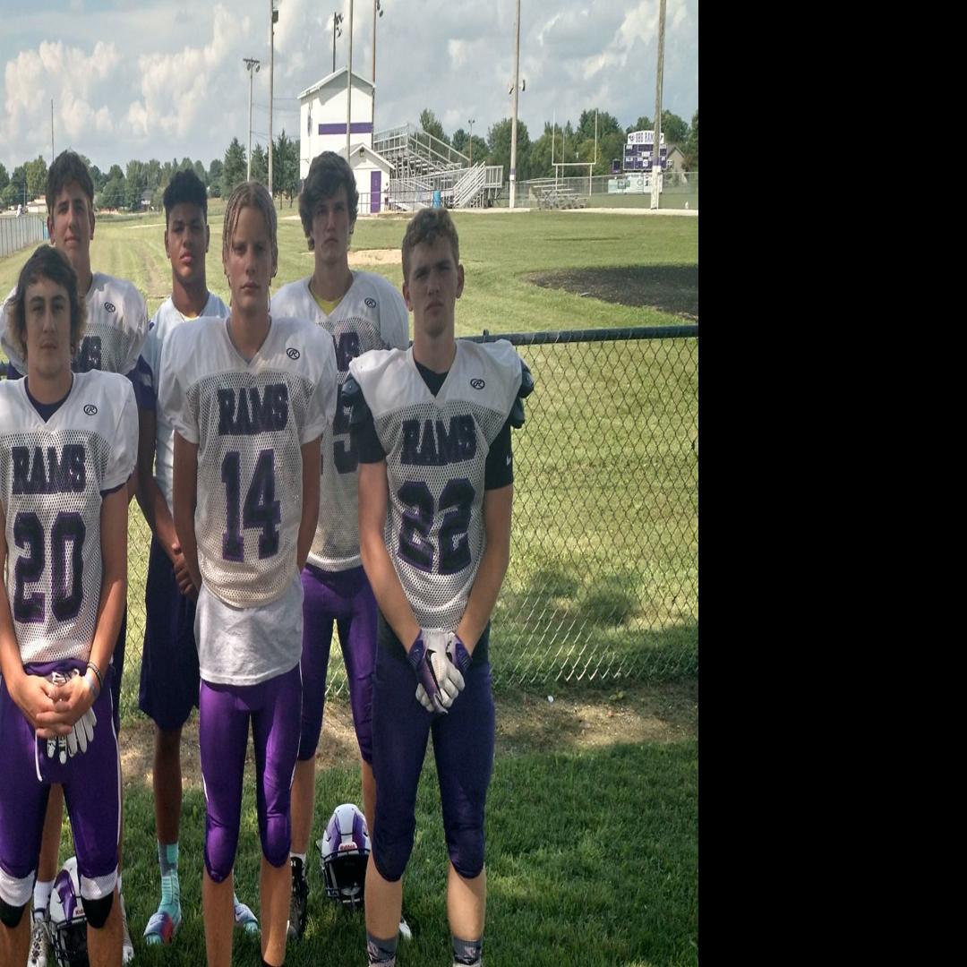 Many New Faces Same Goal For Shelbyville Football Jg Tc Com