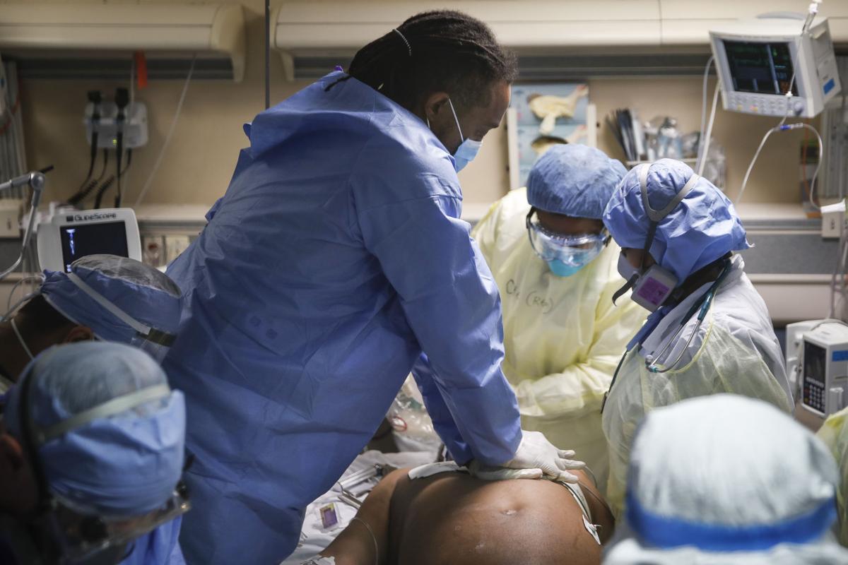 Inside a New York ER Photos, stories capture scene of