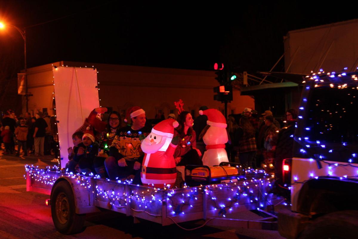 Vicksburg Christmas Parade 2022 Gallery: Mattoon Christmas Parade 2021 Ushers In Holiday Season |  Entertainment | Jg-Tc.com