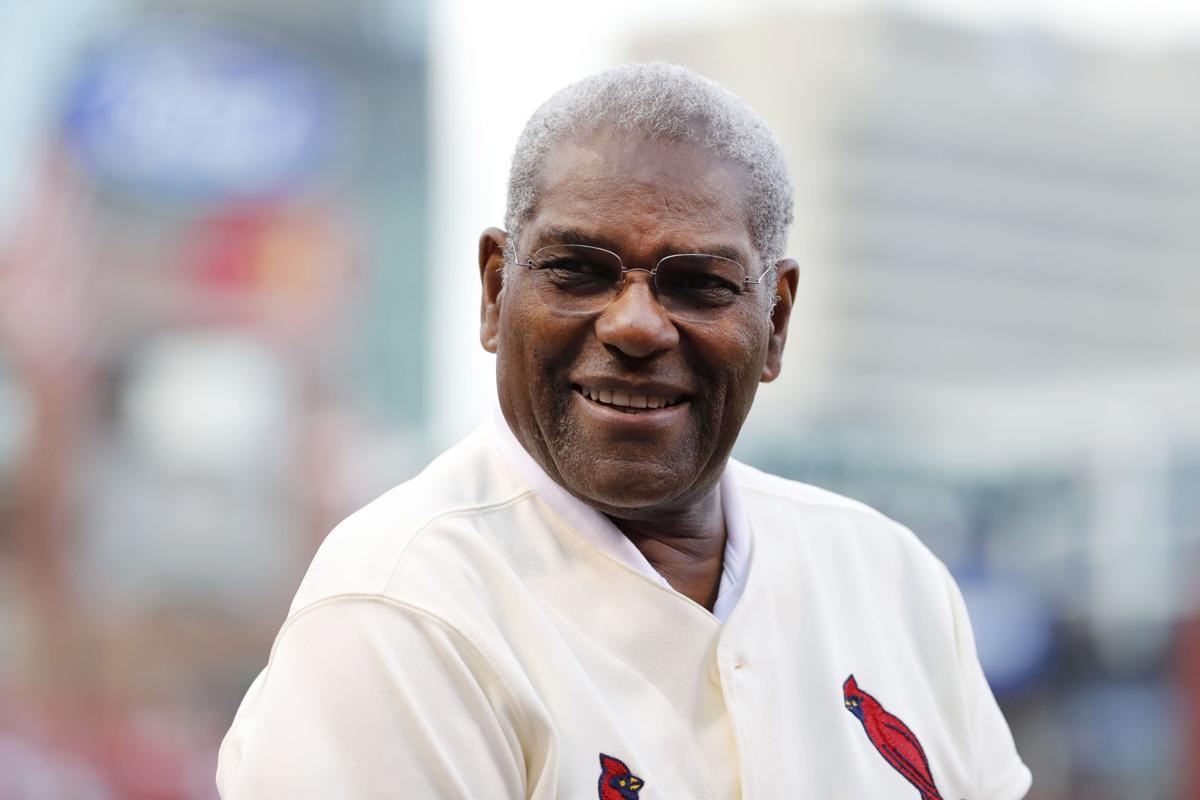 Hall of Fame St. Louis Cardinals pitcher Bob Gibson dies after