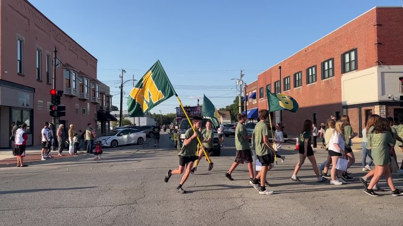 Mattoon High School Homecoming Parade