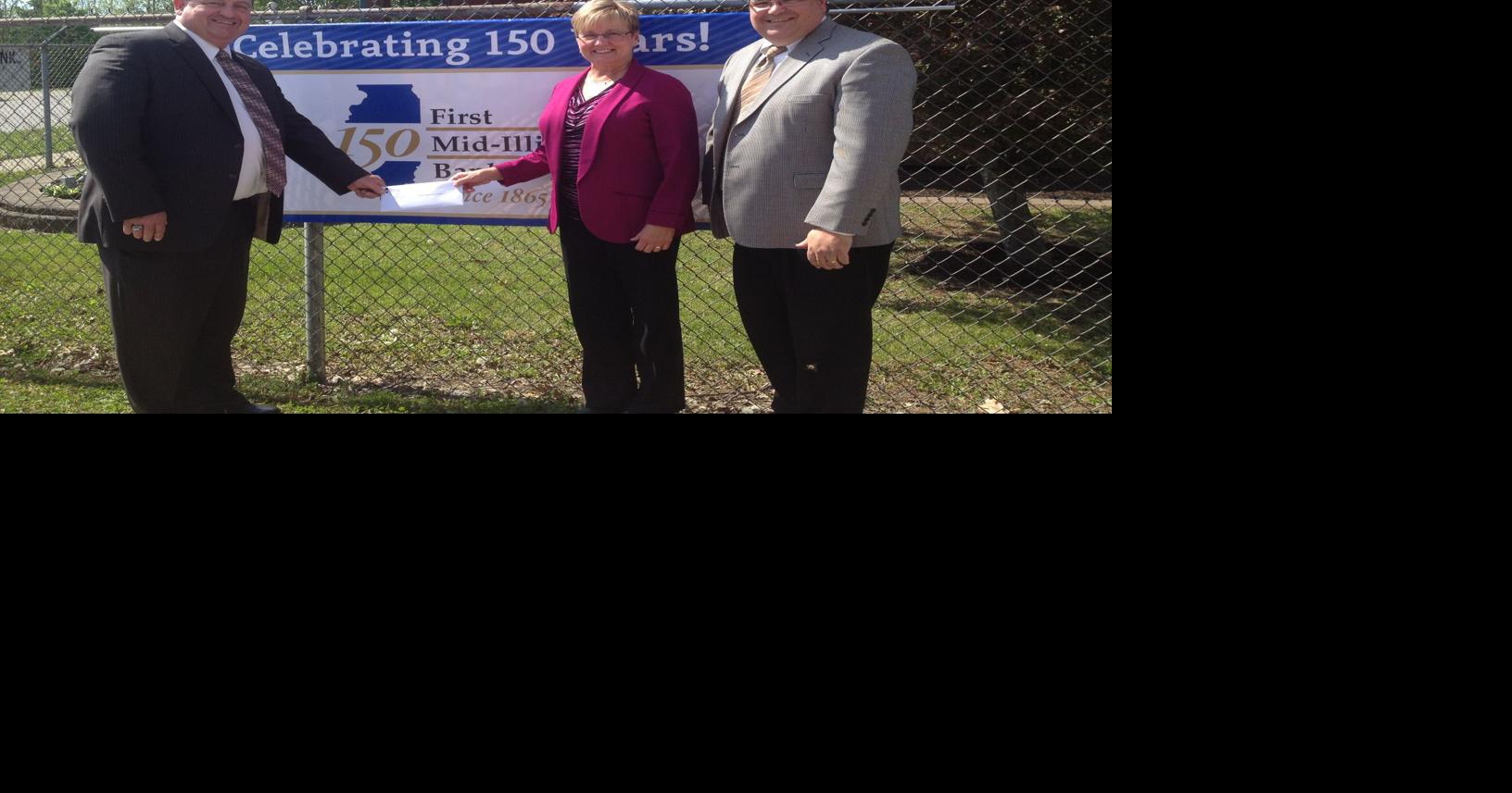 First Mid-Illinois Bank and Trust donates to schools