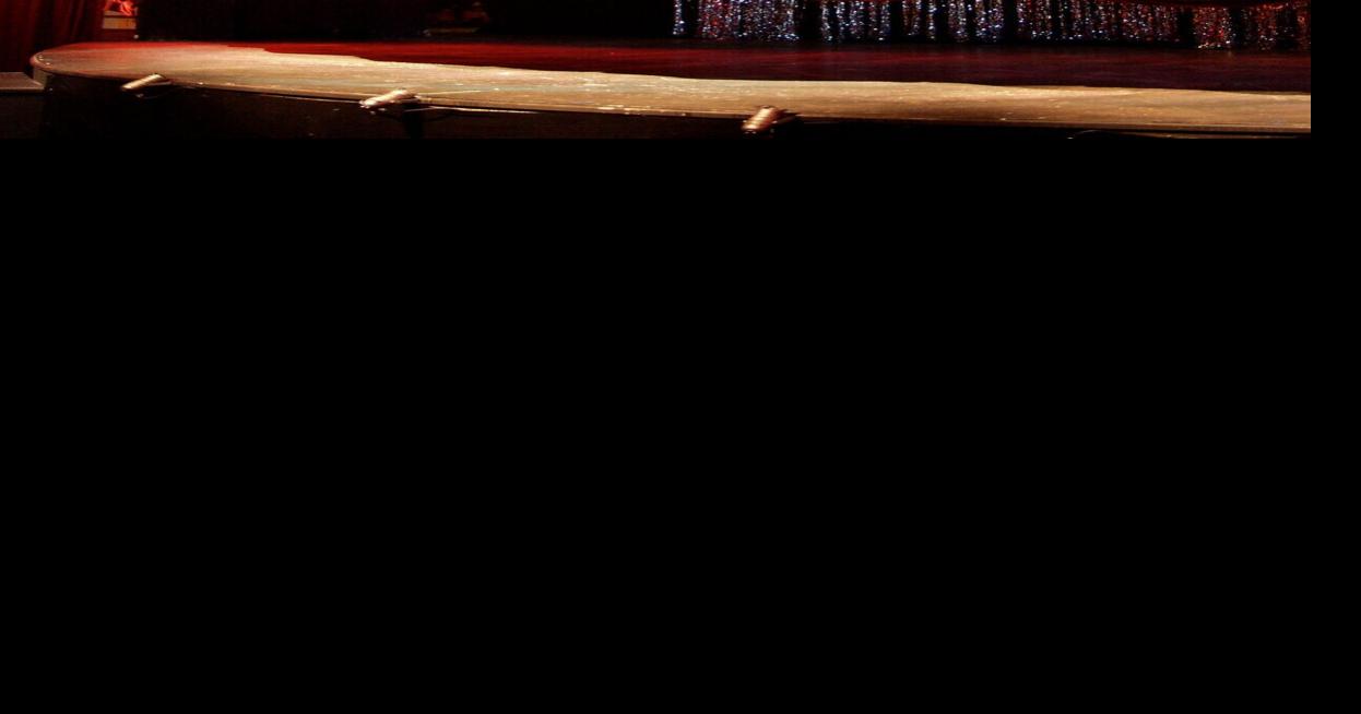 It's curtains for aging stage prop at Sullivan's Little Theatre