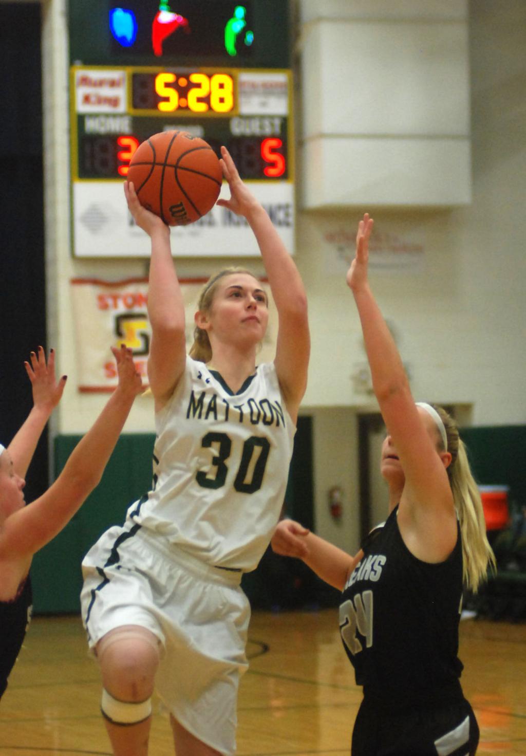 Mattoon Upsets No 9 Galesburg Basketball Jg Tc Com