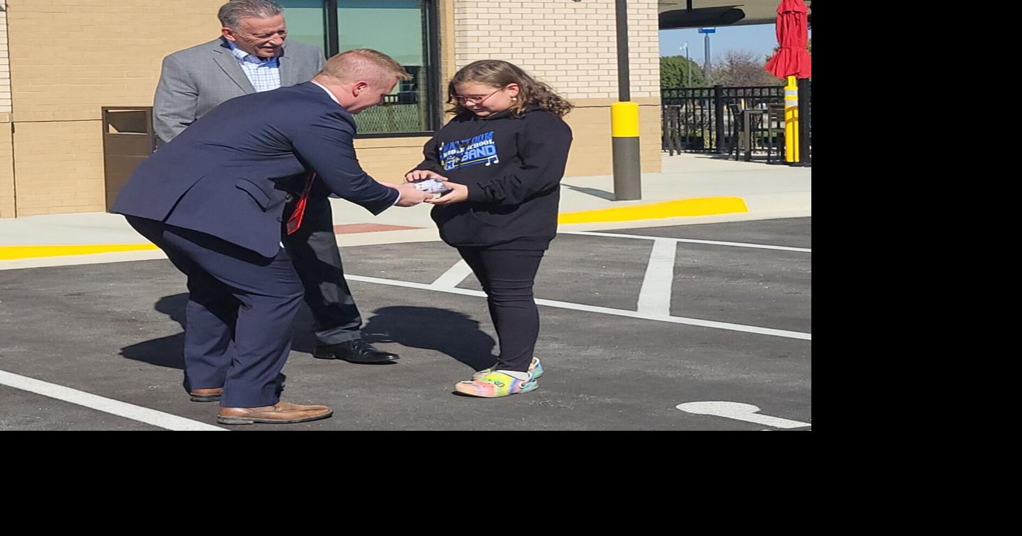 Young Chick-fil-A fan spotlighted at ribbon cutting