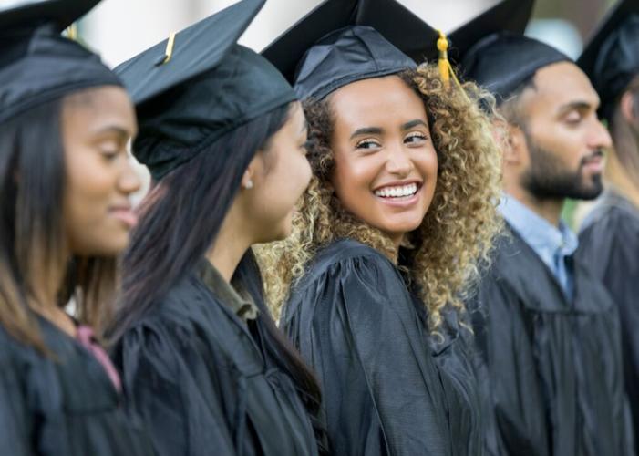 10 colleges where women graduates earn more than men