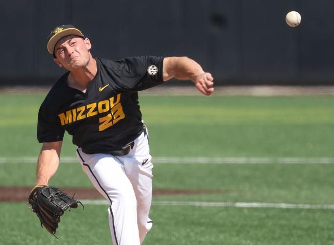 Mizzou pitcher Ian Lohse (23) pitches the ball against Texas A&M