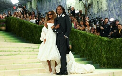 Jay-Z (R) and daughter Blue Ivy Carter attend the Met Gala