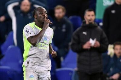 Jeremy Doku salvaged a 3-3 draw for Man City at Everton