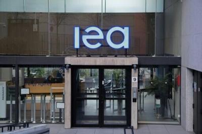 The International Energy Agency (IEA) warns that liquefied natural gas (LNG) supplies are likely to remain strained through to the end of next year