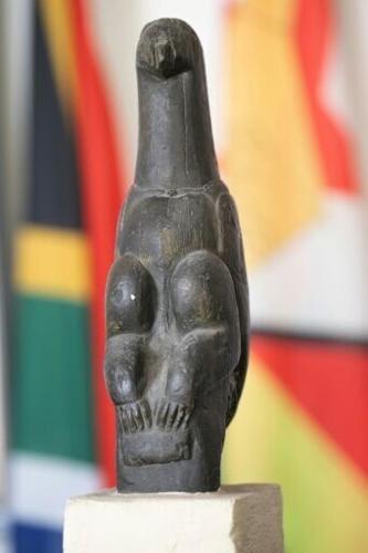 S.Africa returns stolen human remains, sacred carving to Zimbabwe