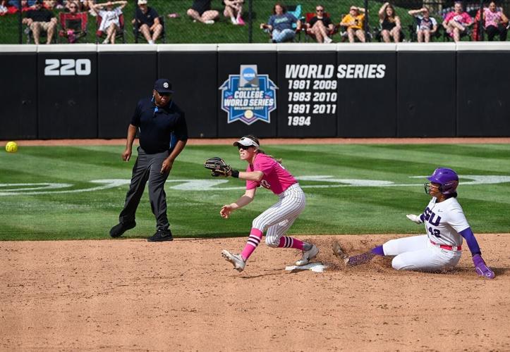 Mizzou second baseman Sophie Smith reaches for the ball