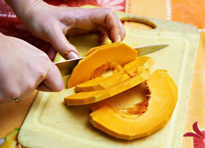 Cutting pumpkin