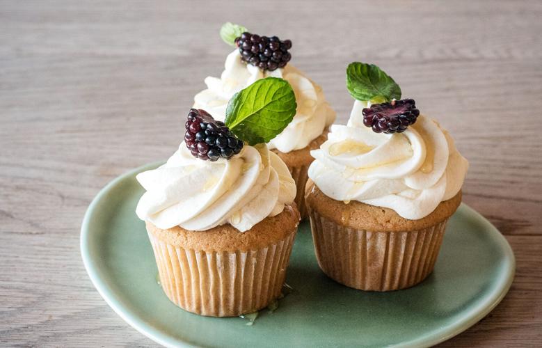 Blackberry cupcake