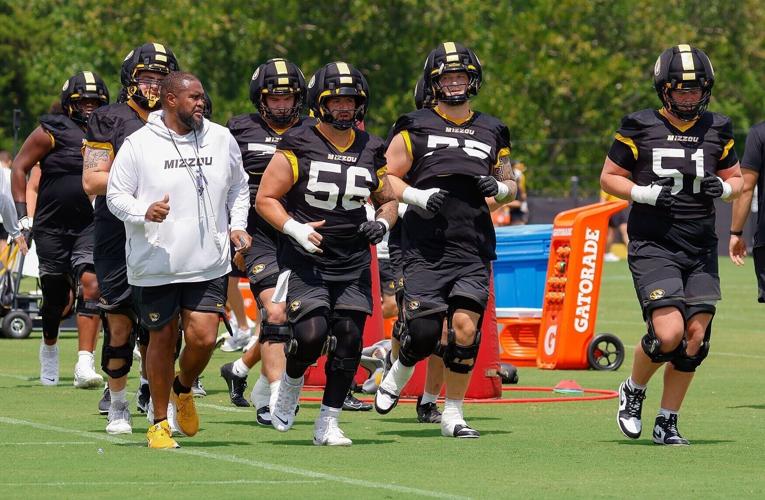 Mizzou offensive linemen participate in a practice