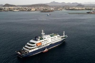 The MV Hondius cruise ship anchored off Praia, the capital of Cape Verde, following a hantavirus outbreak on board