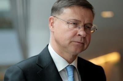 EU Economy Commissioner Valdis Dombrovskis warns that Russia is emerging as a winner from war in Iran