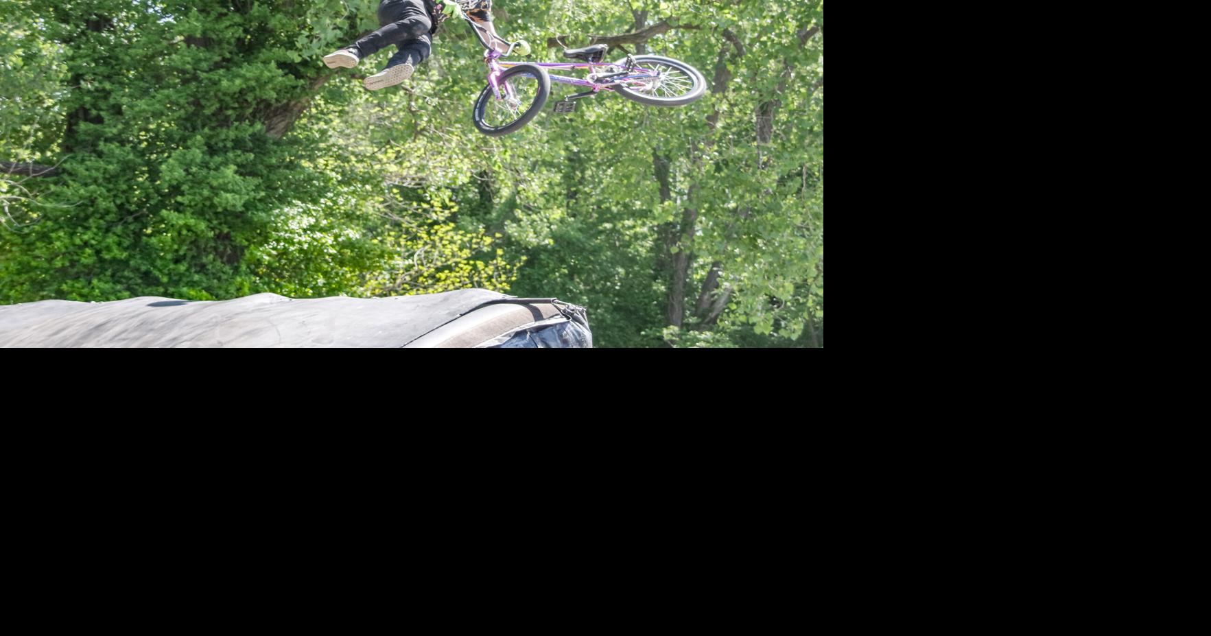 ContinuePutting the launch in launch party for Momentum Bike Park