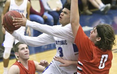 Carthage Invitational Smith S Free Throws Lift Carthage To