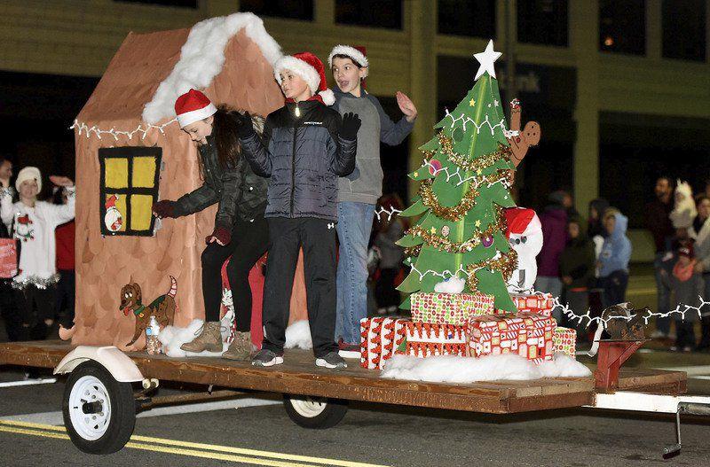 2021 Christmas Parade Carthage Mo