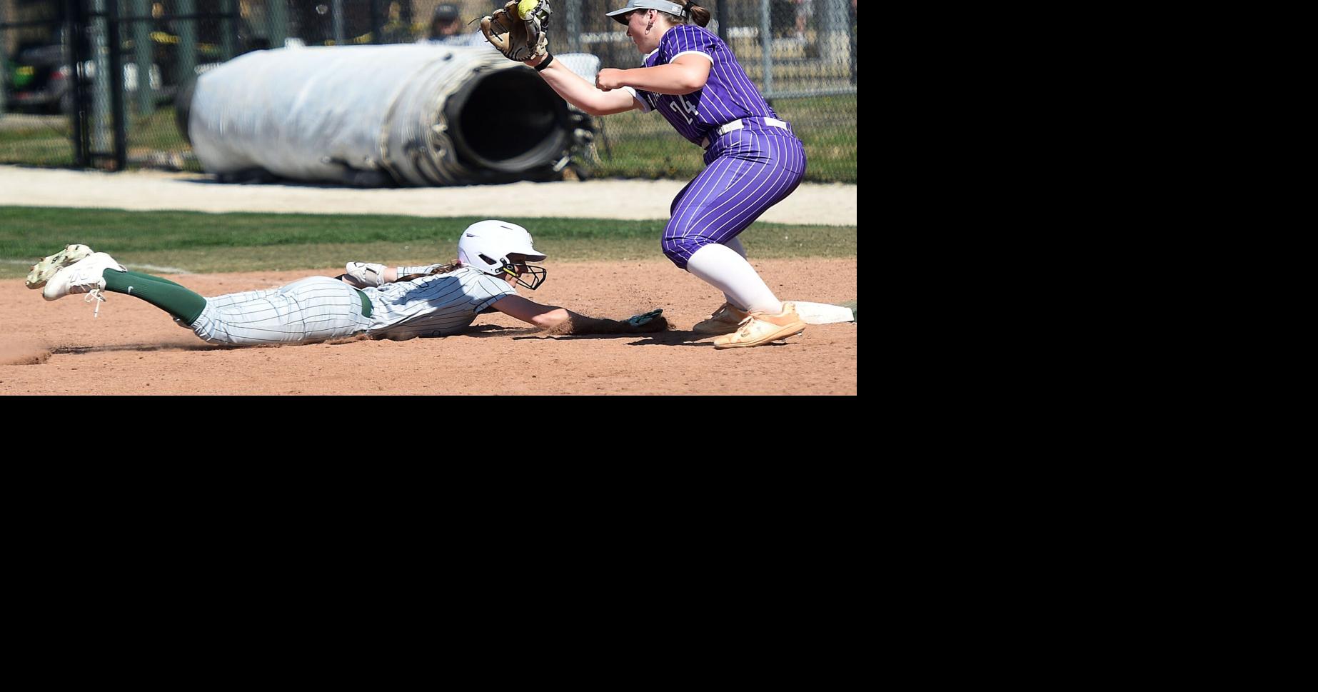 Southern softball sweeps Sioux Falls