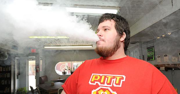 E-cigarette users, shop owners among those watching proposed regulations |  Local News | joplinglobe.com