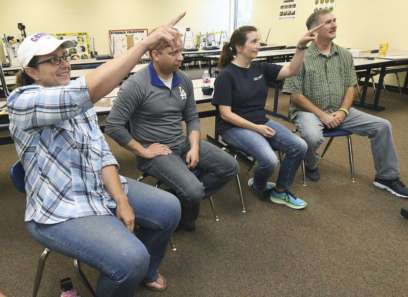 Carthage Police Department goes to Spanish class Local News