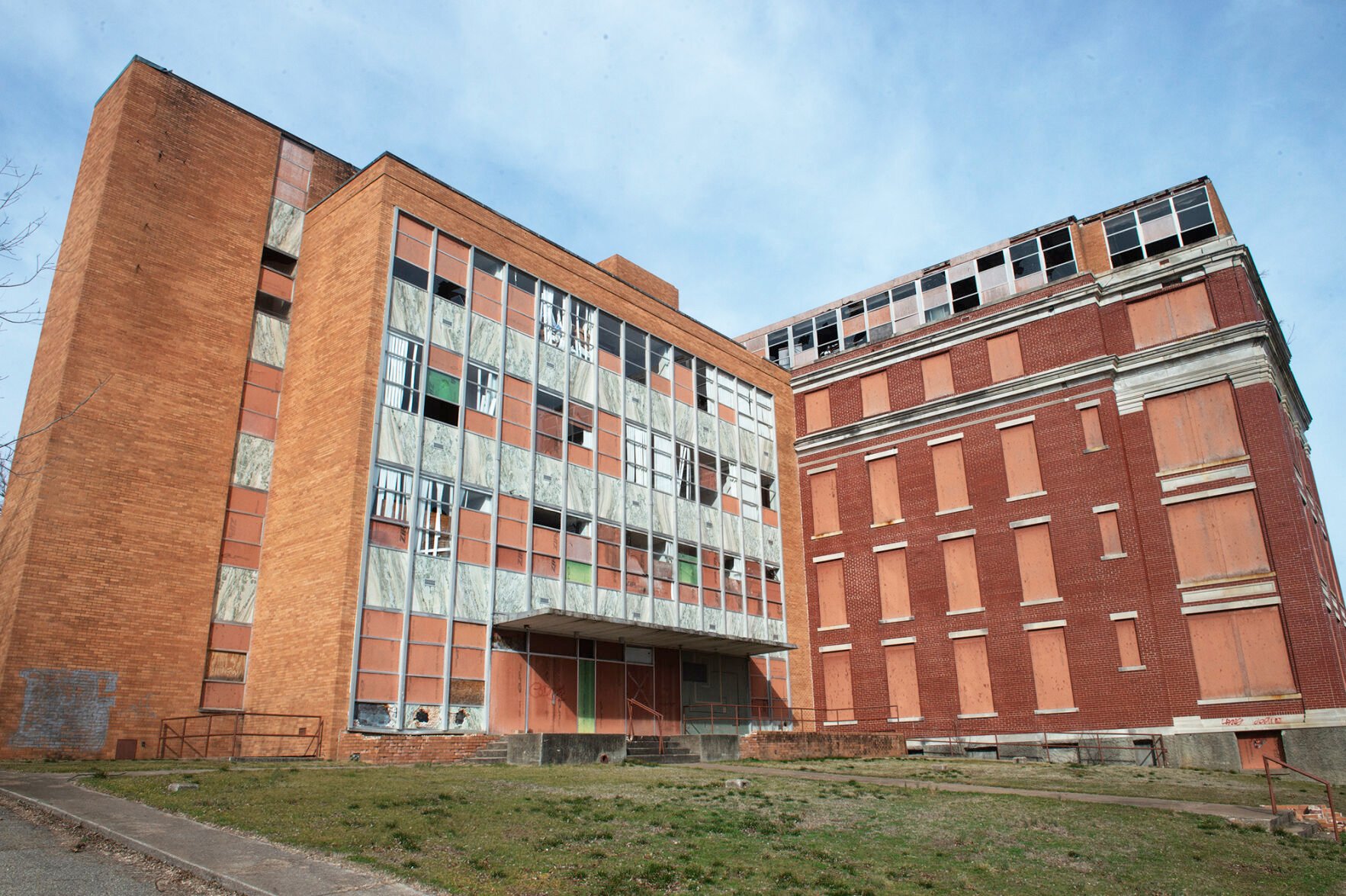 Five years after the devastating Joplin tornado, here's what the city looks  like, image size:1765x1175