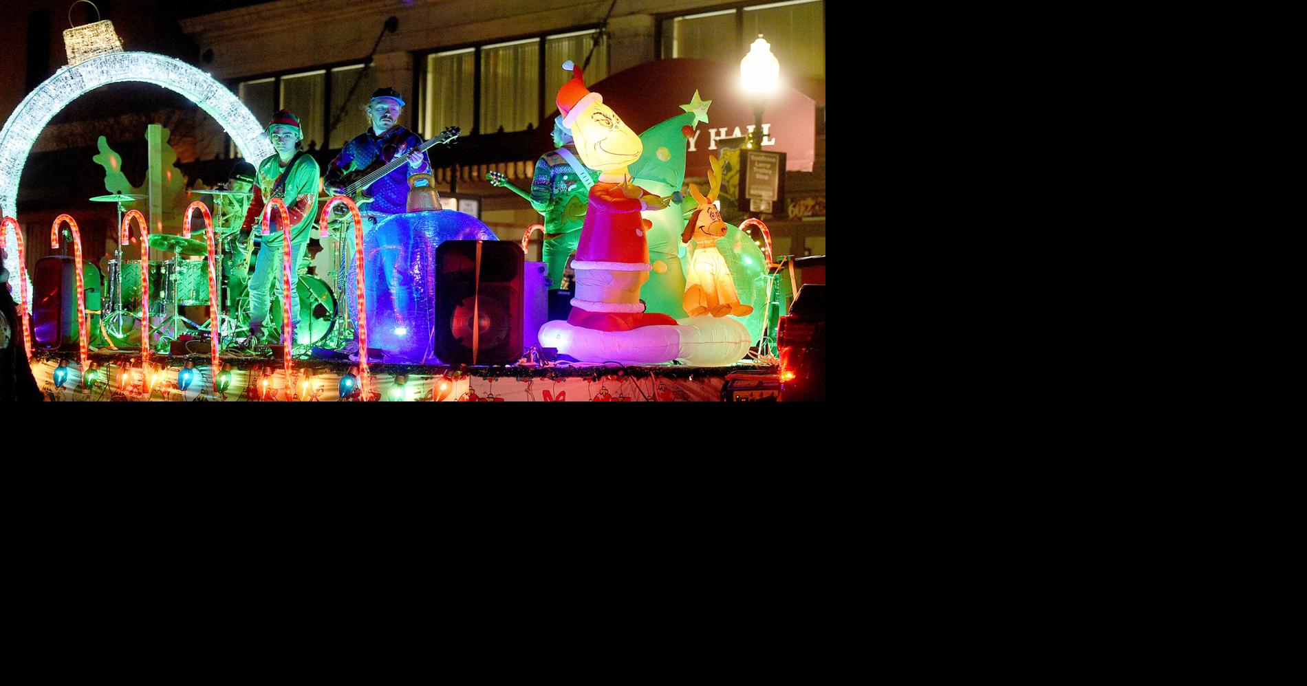 People return of Joplin Christmas parade Local News