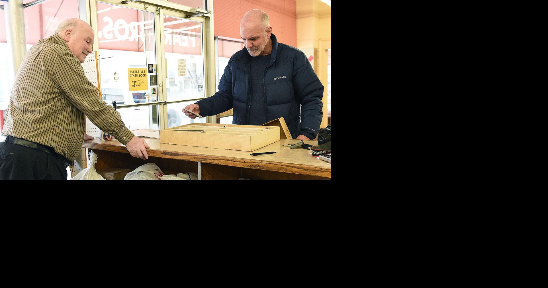 Springfield man brings toy train full circle with Pearl Brothers visit