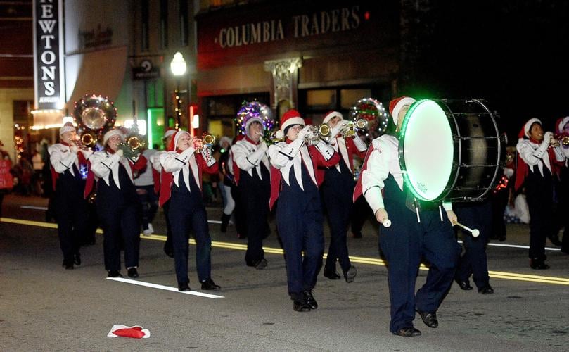 People return of Joplin Christmas parade Local News