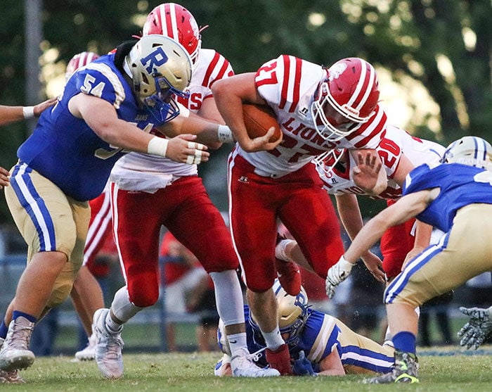 Baxter Springs vs Riverton Football