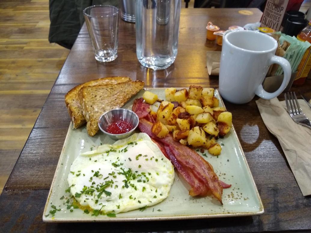 Wally Kennedy First Watch breakfast gets 'two thumbs up' Local News