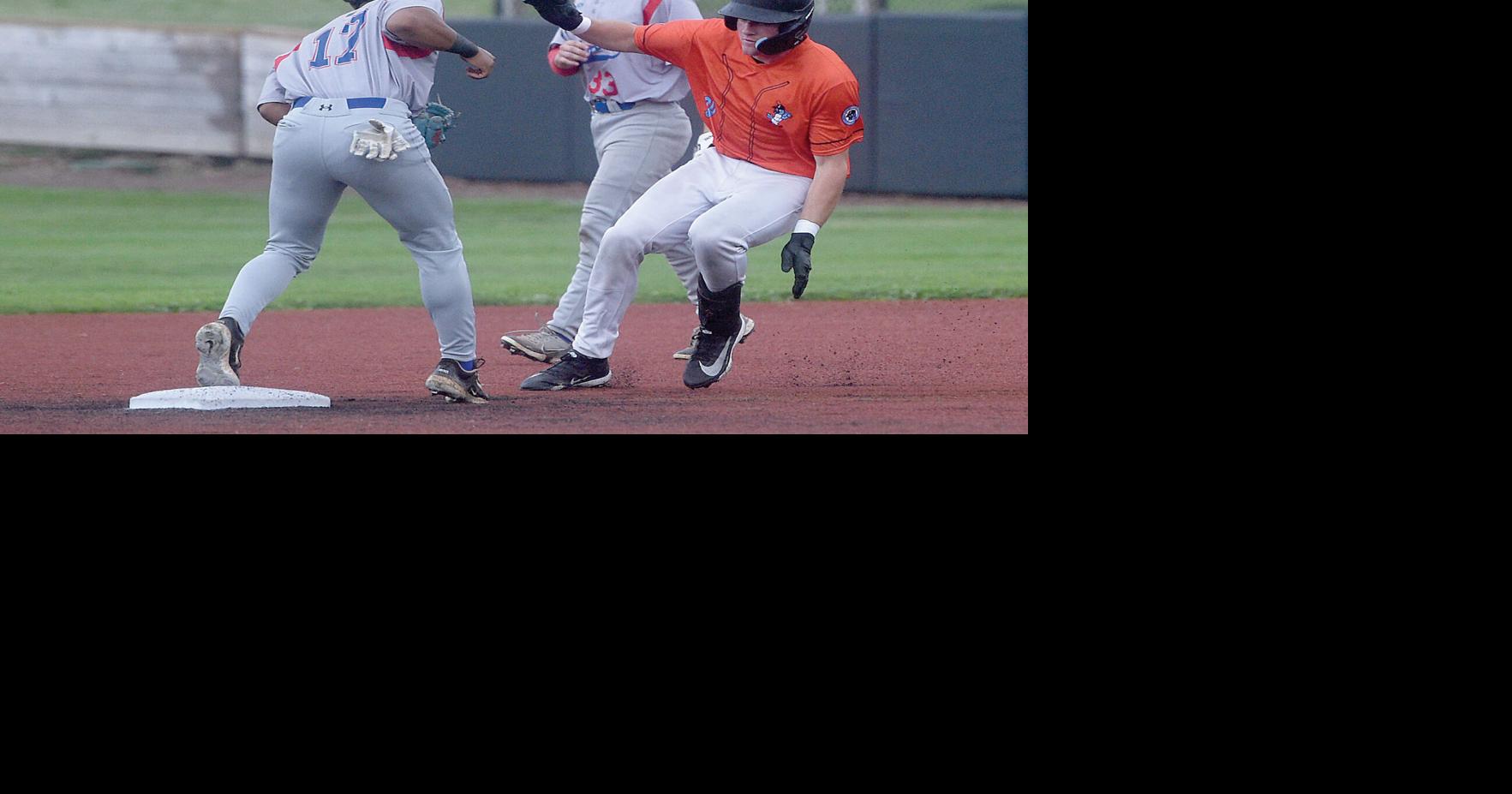 Landin Midgett named Globe's Jailbird of Week