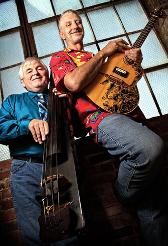 Hook, line and singer: Songwriting duo to teach its craft before