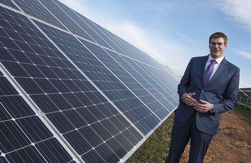 Nixa Solar Farm Reflects Shift To Renewables Local News Joplinglobe Com