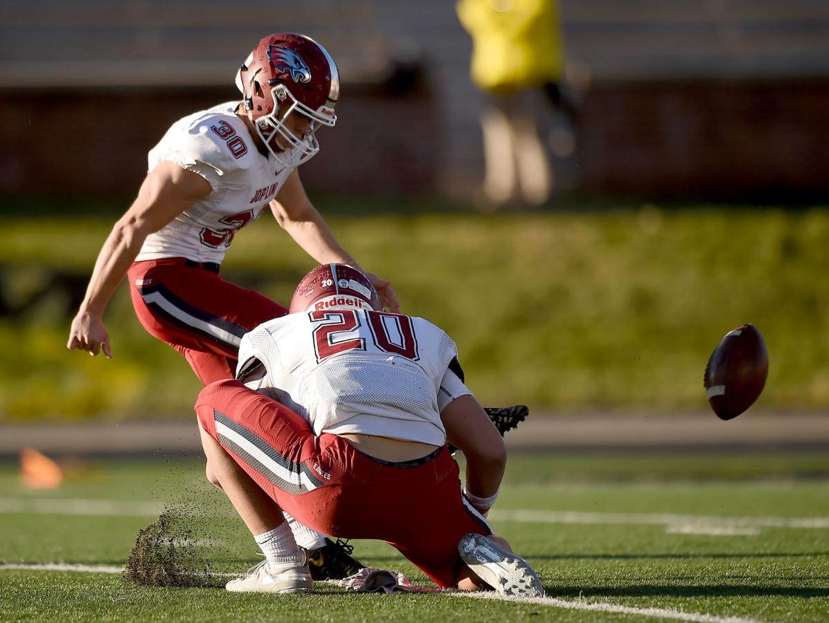 113019 JHS Desmet26.jpg