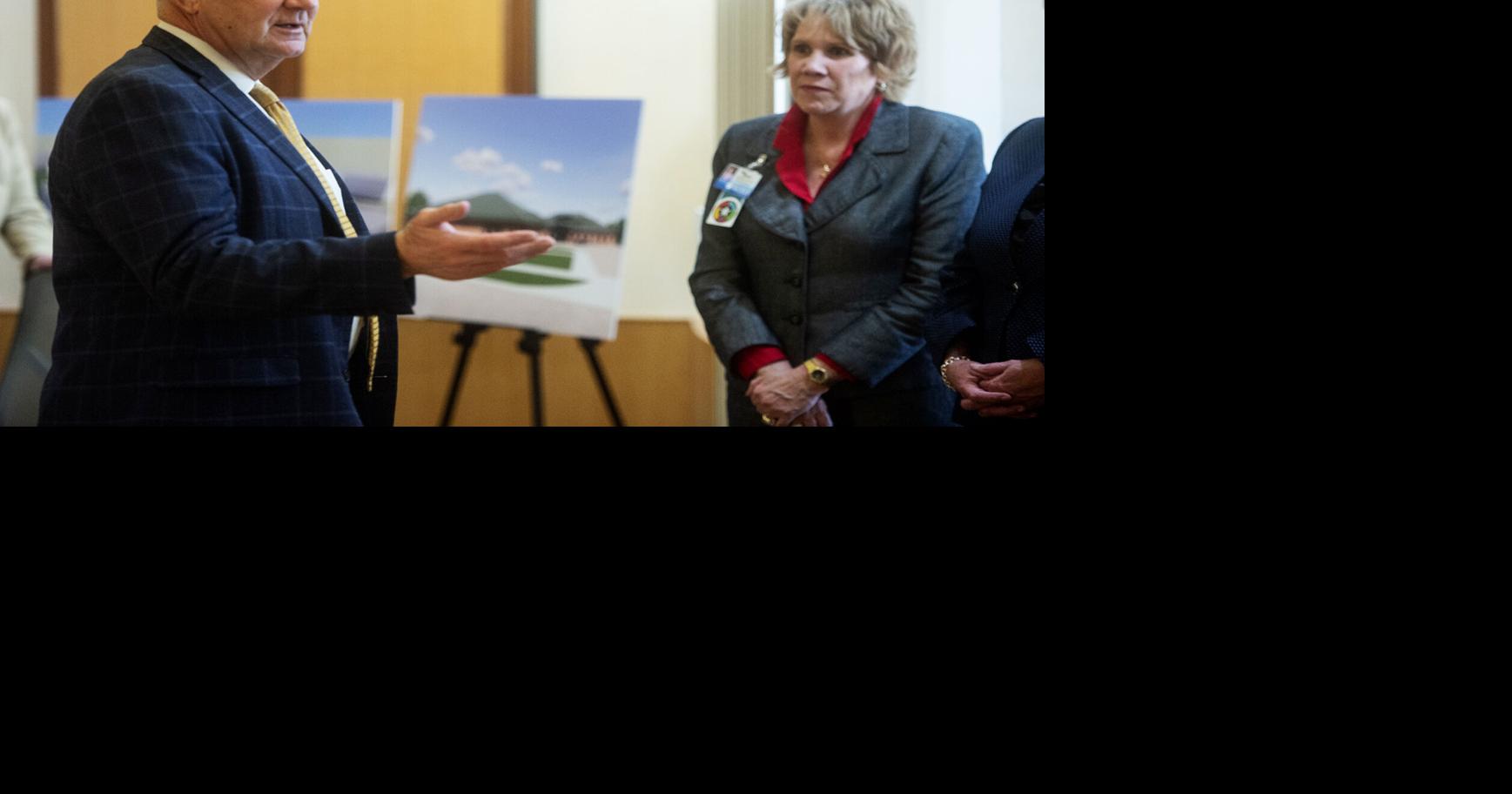 Kehoe discusses rural health care solutions during visit to Freeman