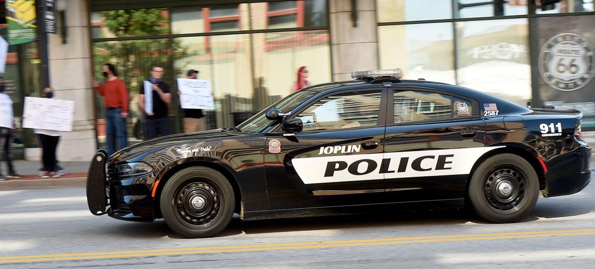 UPDATED Joplin crowd gathers to raise awareness about police brutality