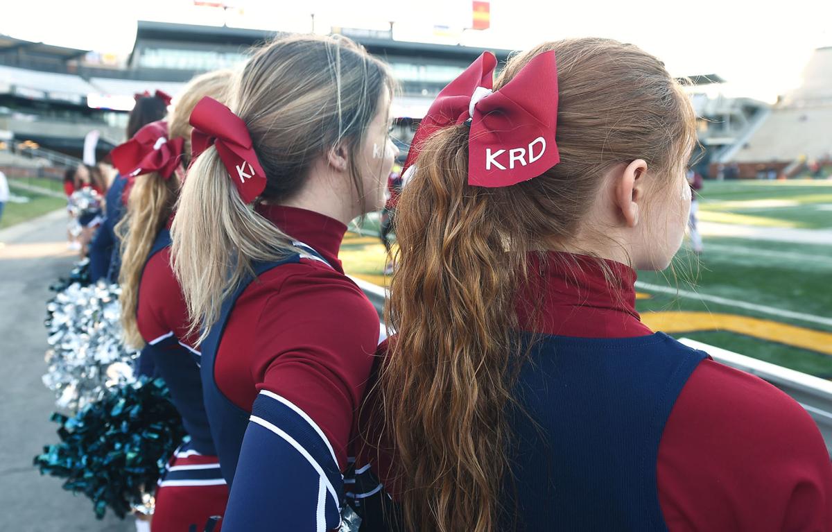 113019 JHS Desmet43.jpg