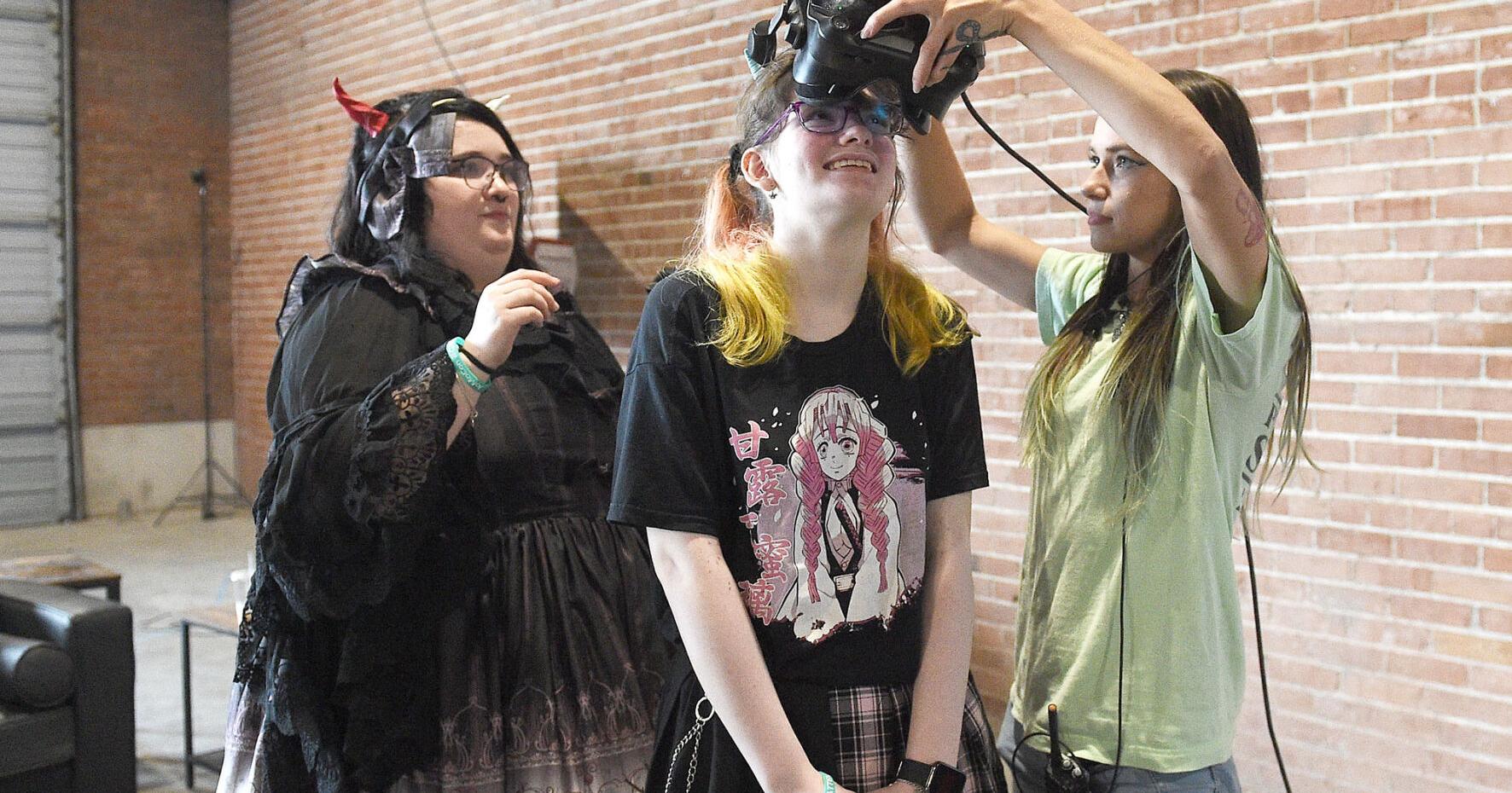 JoMoCon returns with vendors, artists, cosplay and more - Vimarsana News