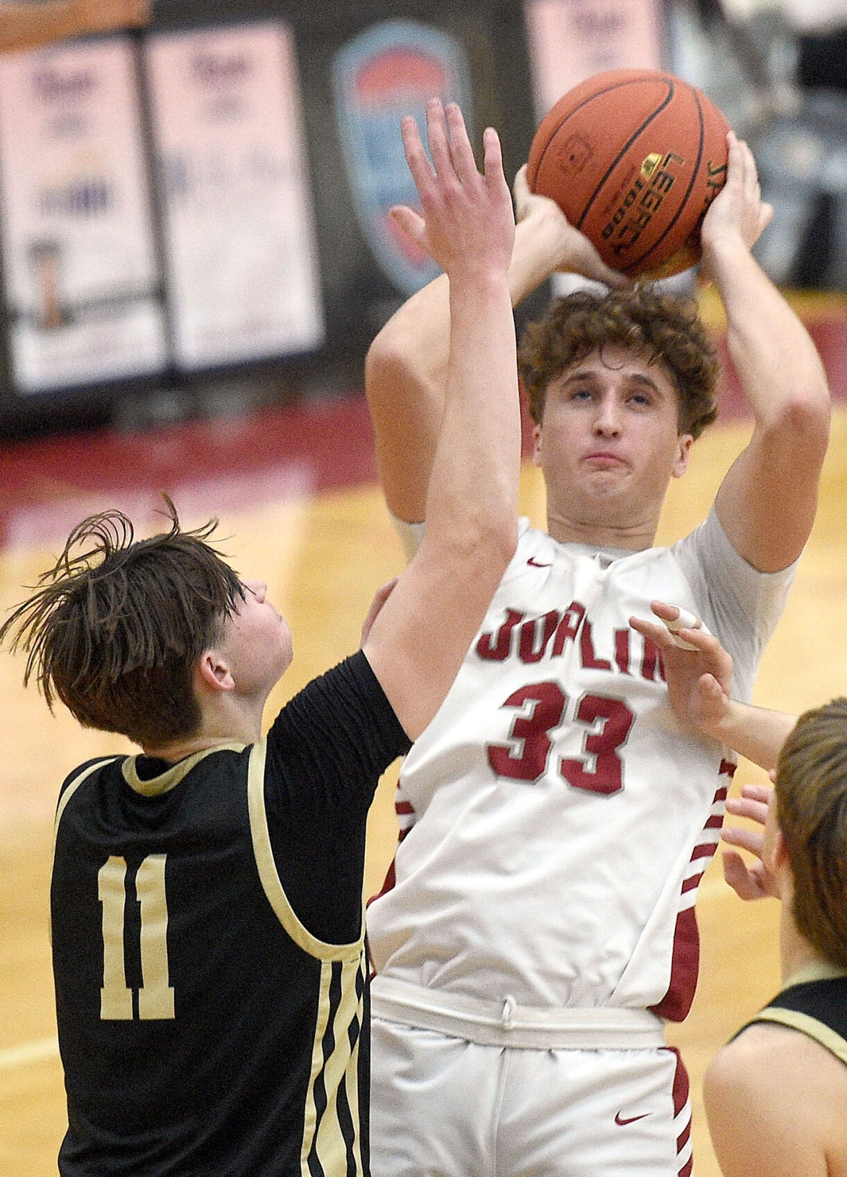Joplin Secures Victory Over Neosho in Kaminsky Classic Semifinals