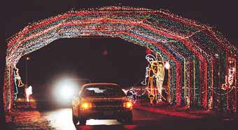 Way Of Salvation Christmas Lights 2022 Carthage Way Of Salvation' Becomes Tradition For Area Residents Beginning In 1984 |  Local News | Joplinglobe.com