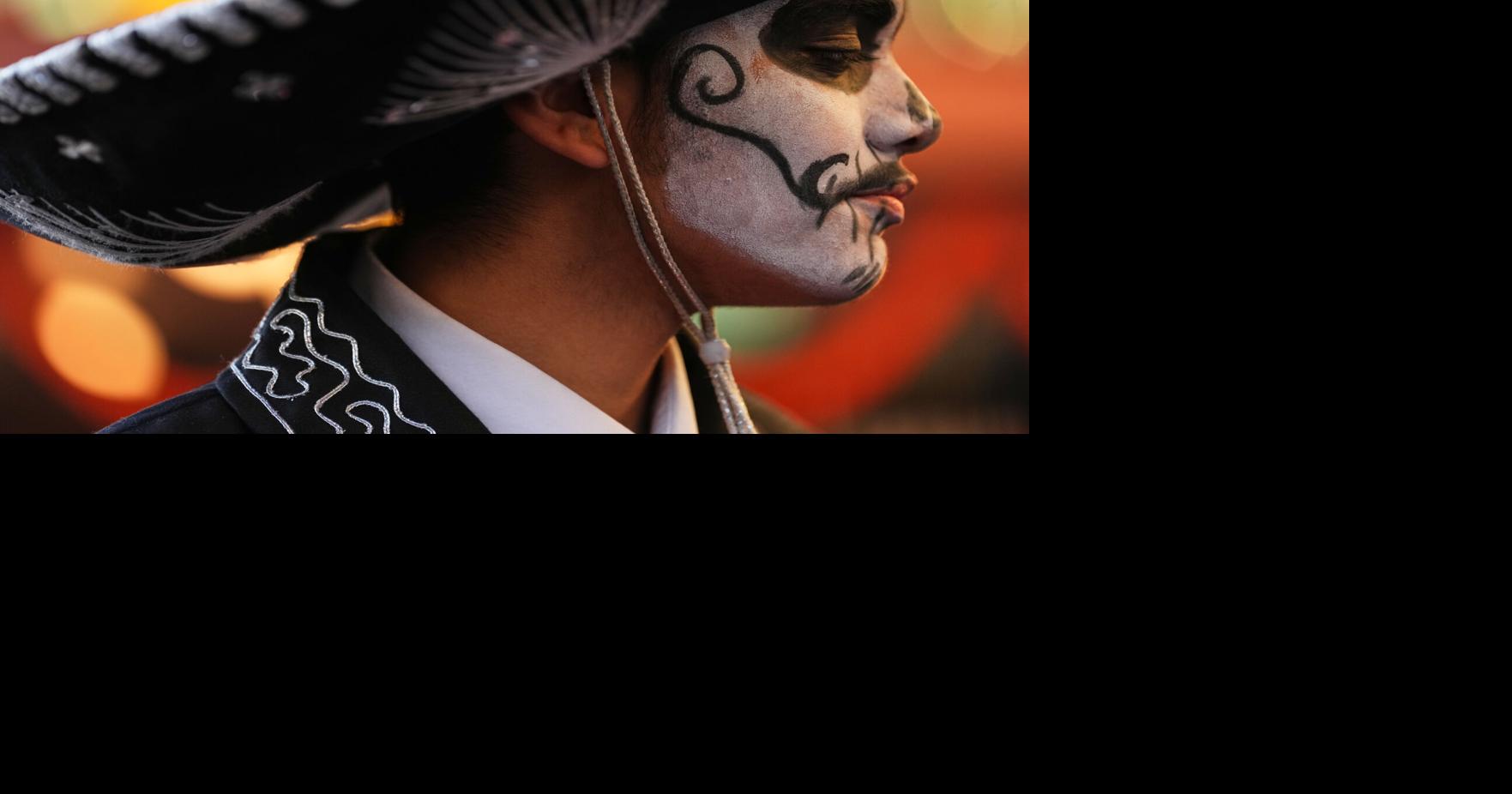 Photos show Día de Muertos celebration at Seattle's Pike Place Market