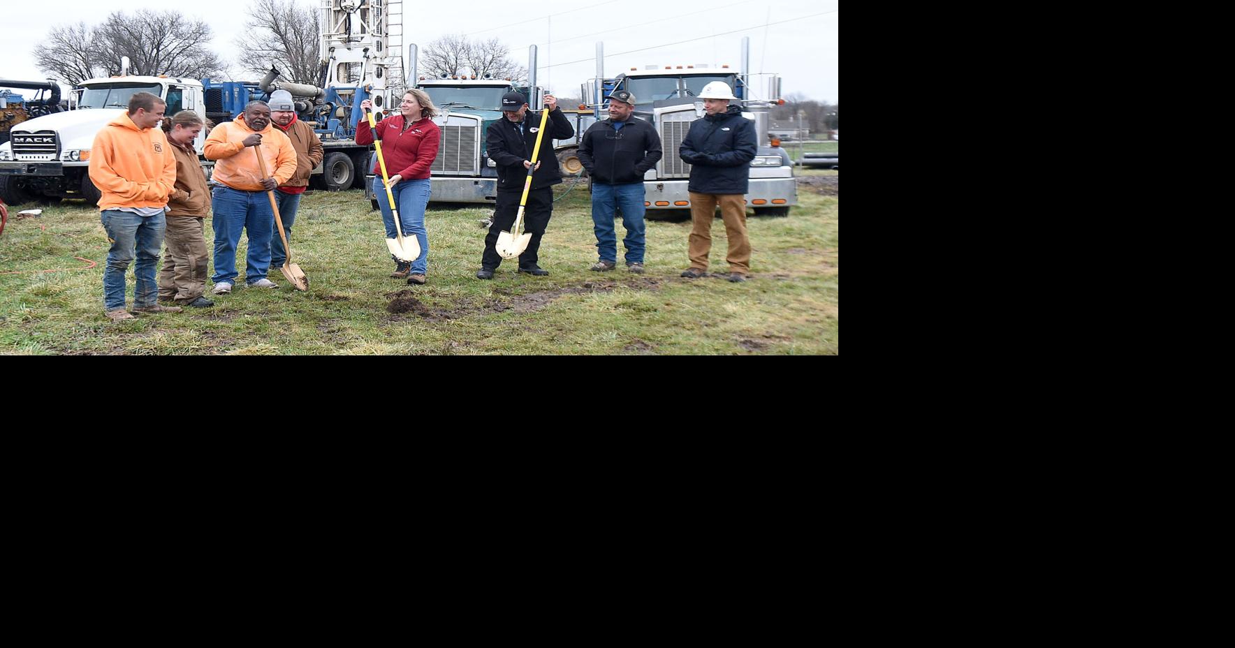 Carterville breaks ground on second municipal water well News