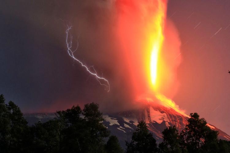 Chile Volcano Eruption 3