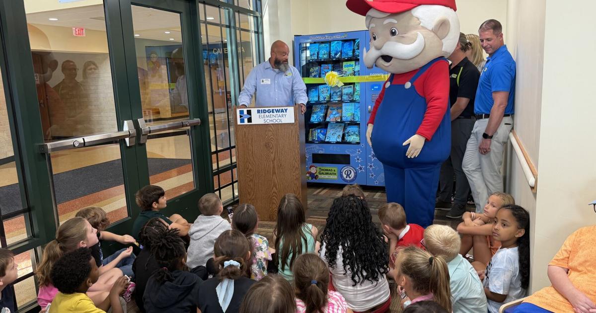 Final Hamilton school gets book vending machine, and the whole district gets more books