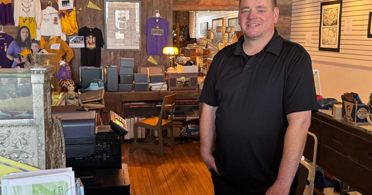 Обращение вспять упадка центра города в Сентервилле, Южная Дакота