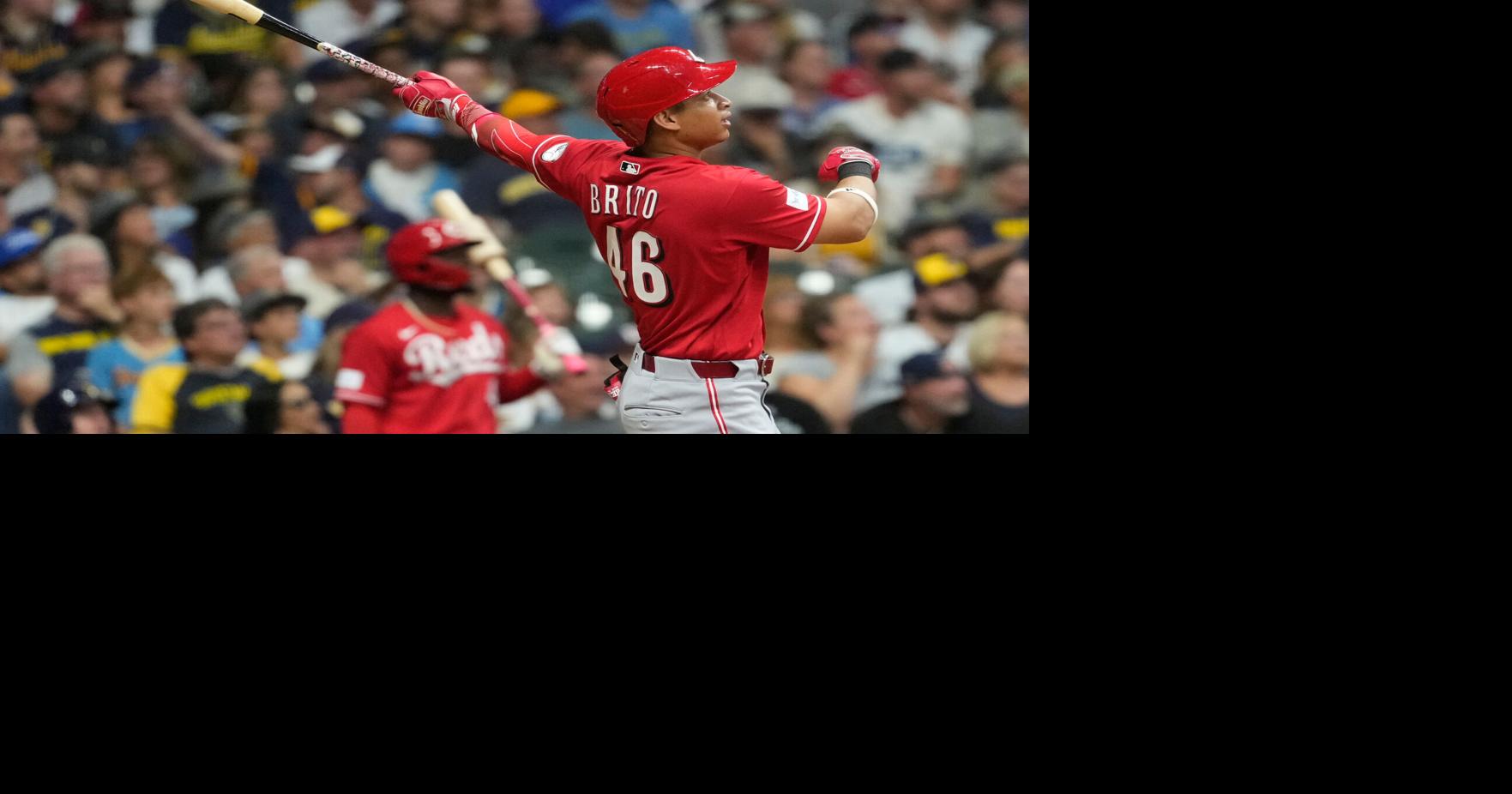 McCoy: Brewers pour it on early in 13-9 victory over the Reds